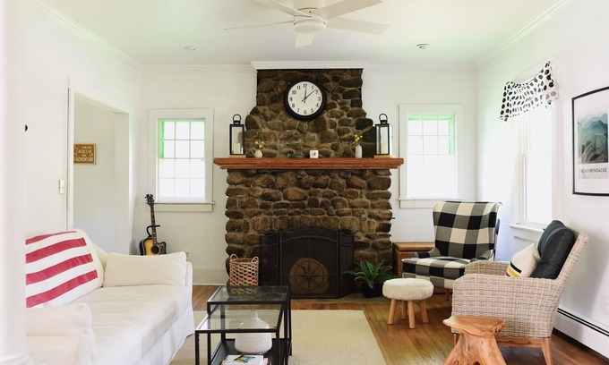 Speculator Casa | Your home away from home awaits at The Spec House.