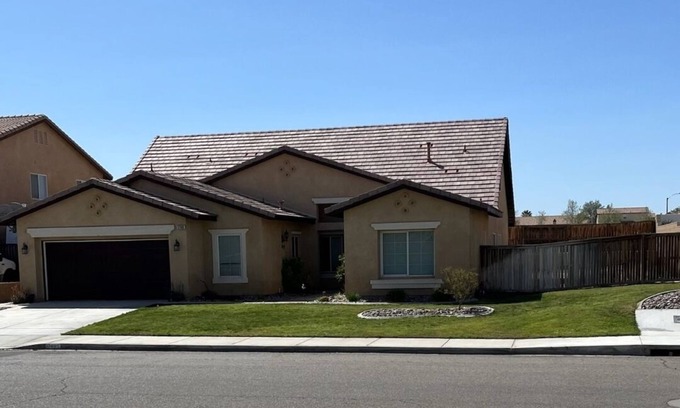 Victorville Casa | Your Home Away From Home