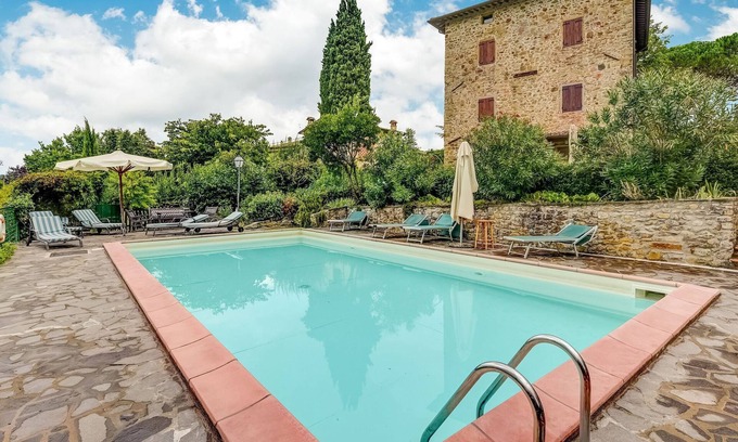 Monterchi Casa | Tu hogar en una torre toscana