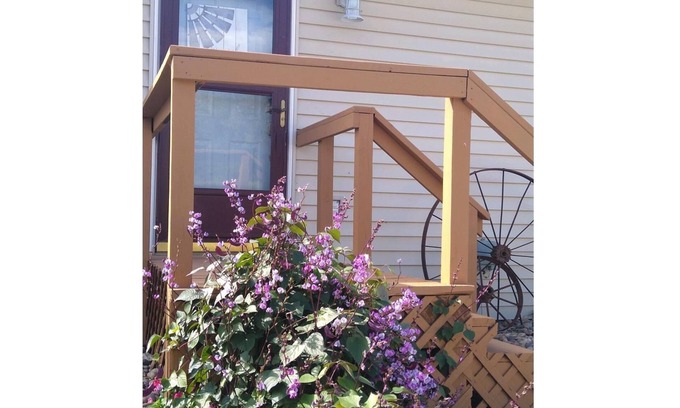 Winfield Casa | Your Kansas Hide-away! 'The Gatehouse' welcomes you!