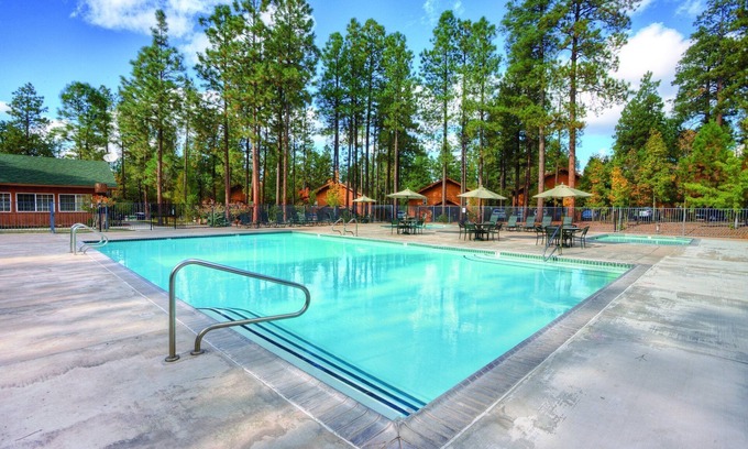 Pinetop Complejo | Your loved ones will LOVE you for this!