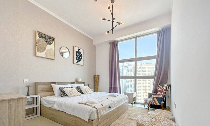 Jebel Ali Apartamento | Your Marina Escape: Charming Apartment in Dubai