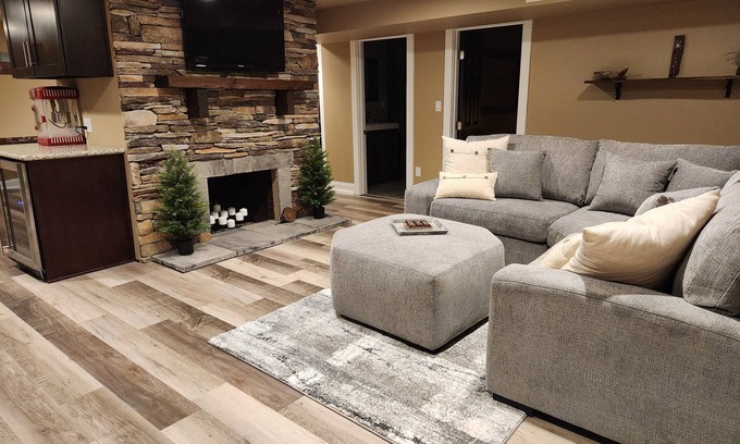 Lake Roesiger Casa | Your own lakefront retreat on beautiful and wooded Lake Roesiger in Snohomish.