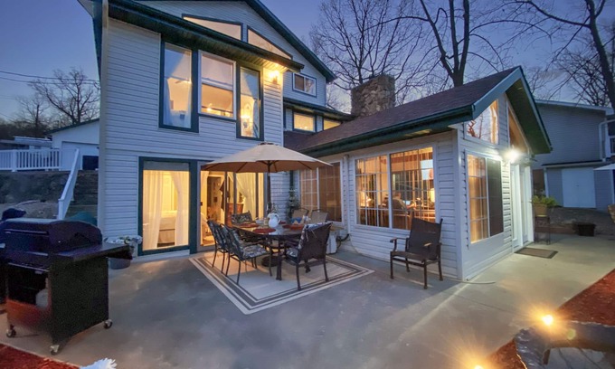 Sunrise Beach Casa | Your Paradise Awaits at the lake. 5bd/3bath big game room.