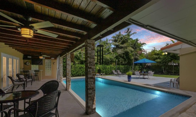 Ludlam Casa | Your paradise in the heart of Coral Gables Miami, your home away from home.