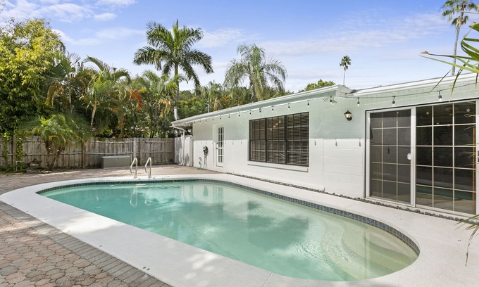 Davis Islands Casa | Your Perfect Island Oasis Awaits! Heated Pool!