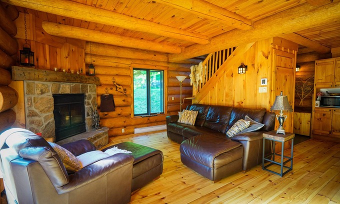 Lac Superieur Village Cabina | Your private SPA 5 minutes away from Mont-Tremblant