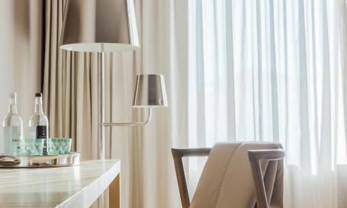 Florida Central Atlantic Coast Hotel | Your Relaxing Getaway Awaits! 3 Luxurious Rooms w/ Free Parking, Shuttle, Pool
