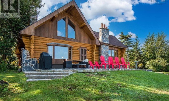 Annapolis Valley Cabaña | Your Rustic Ocean Chalet Escape