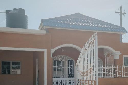 Portmore Casa | Your Serenity by M n C Rentals