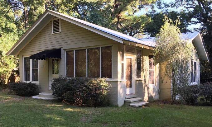 Fairhope Casa | Su alquiler amueblado a corto plazo en la ciudad más deseable del sur: Fairhope.