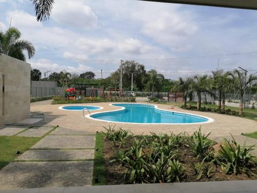 Llanos de Gurabo I Apartamento | Your Space piscina, parque infantil, 3 habitaciones , Res Breezes Santiago