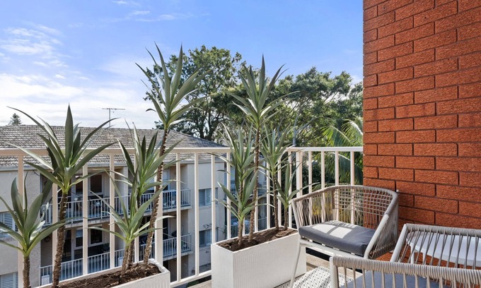 Balmain Apartamento | Your Stylish Balmain Retreat