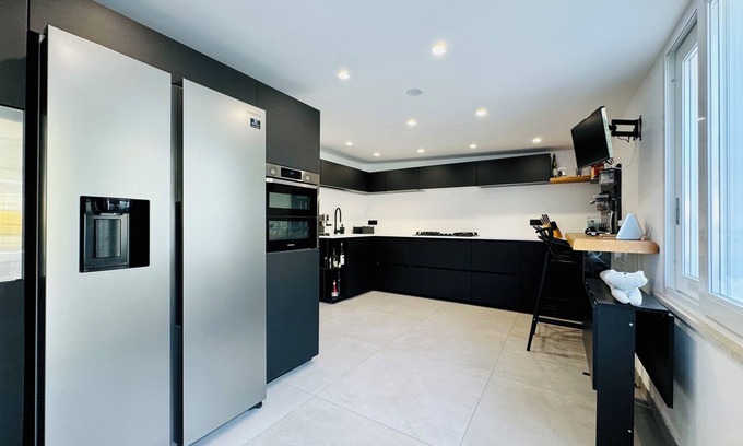 Meta Apartamento | YourHome - AC Luxury House