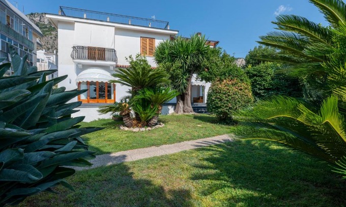 Meta Apartamento | YourHome - Casa Vittoria