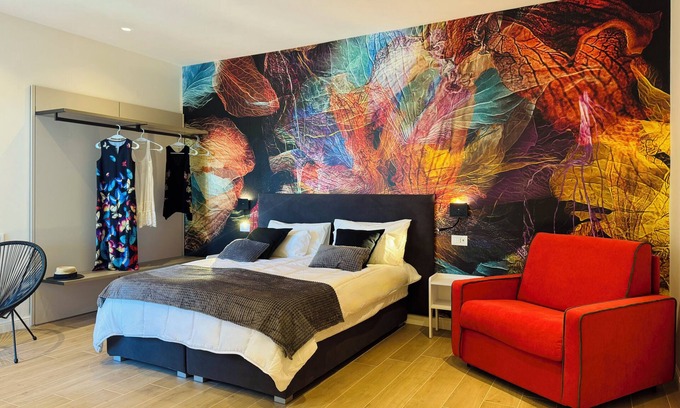 Meta Apartamento | YourHome - Il Pino Rooms & Apartment