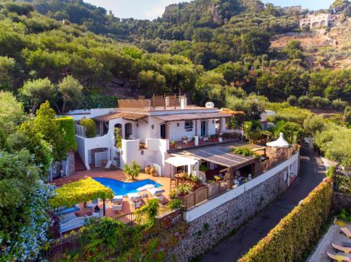 Conca Verde Villa | YourHome - Villa Mia