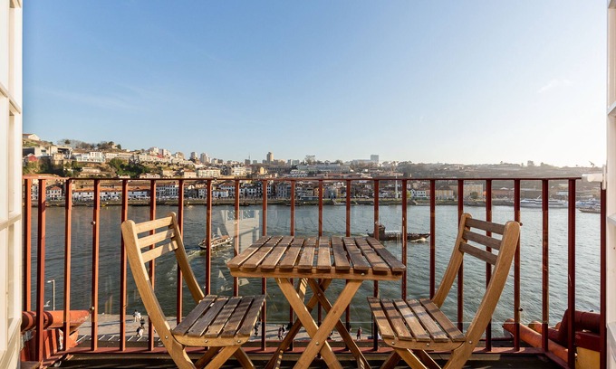 Sao Nicolau Apartamento | YOUROPO - Ribeira Porto