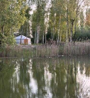 Saint-Thibault Otro | Yourte du pied de loup