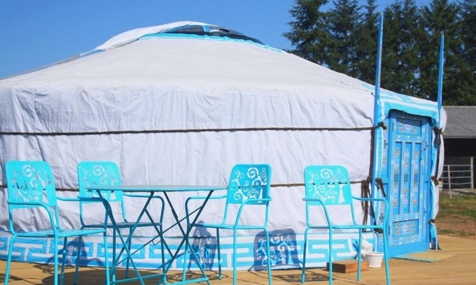 Saint-Mamet-la-Salvetat Cabina | Yourte Mongole