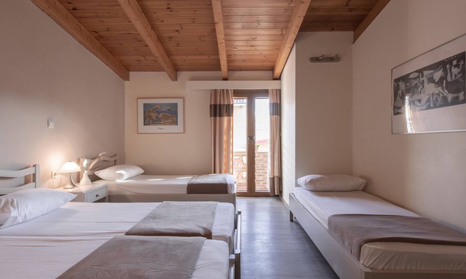 Zakynthos Town Hotel | Yria Hotel