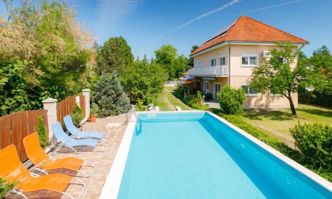 Zamardi Apartamento | Yucca 2 by Interhome