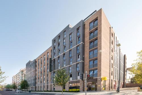 West End Apartamento | Yugo Explore - Arran House