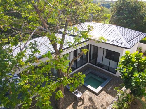 Calatagan Villa | YUHI BEACH HOUSE Batangas