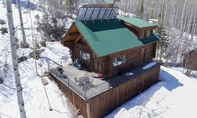 Marble Cabina | YULE CREEK LODGE-53 acres de privacidad y fácil acceso