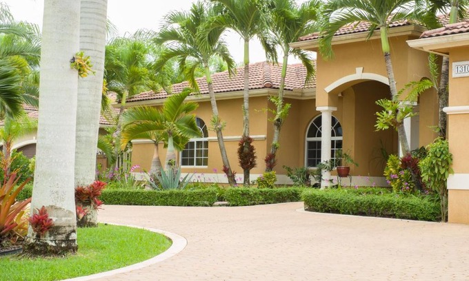 Ludlam Casa | Yuli's Home