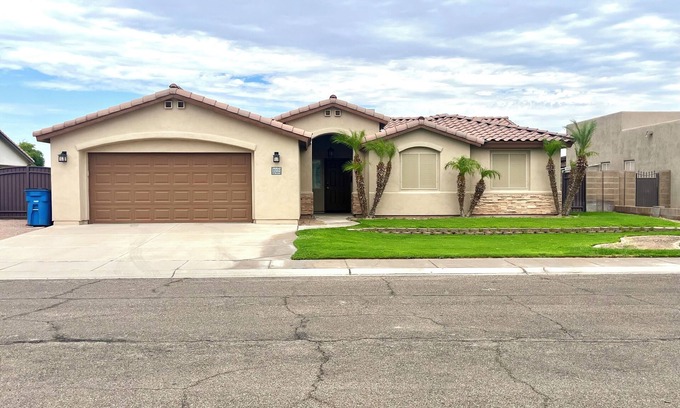 Fortuna Foothills Casa | Yuma Foothills Family-friendly Home Central location to Lake, Dunes, River, etc.