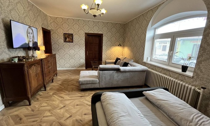 Poprad-Velka Casa | Zámoček Staré Časy