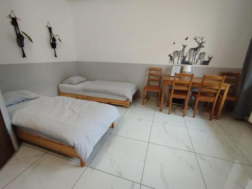 Zavazna Poruba Apartamento | Za ohradami