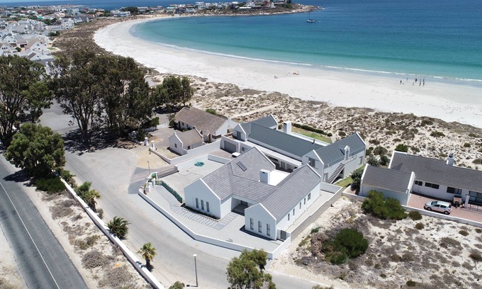 Stompneusbaai Casa | Strictly Halaal Holiday Accommodation on West Coast on gorgeous Golden Mile