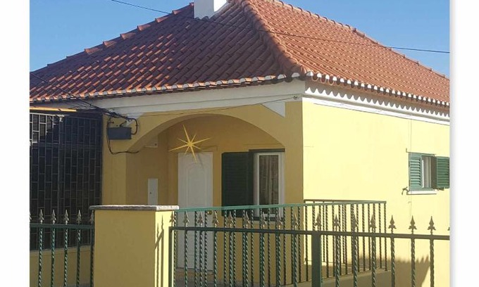 Odivelas Hostal | Zabava Odivelas