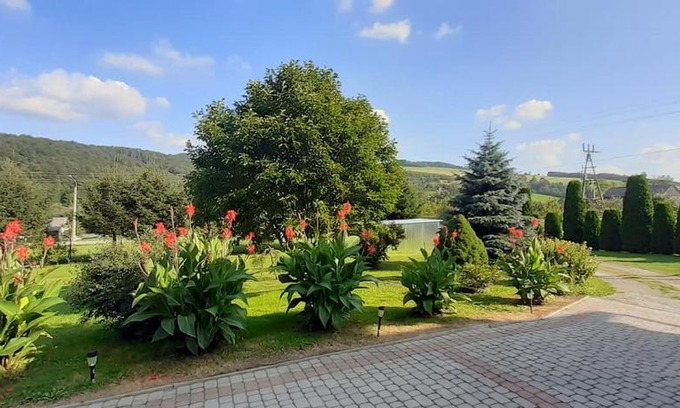 Komancza Casa | Zacisze Osławy Agroturystyka
