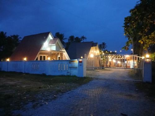 Cherang Ruku Casa | Zainab Cottage