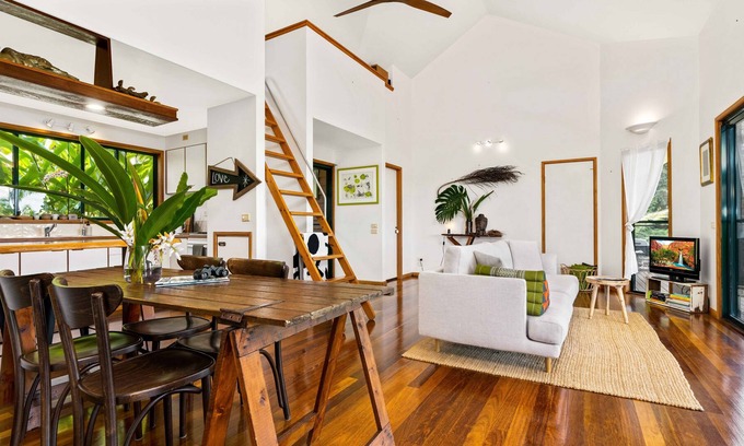 Myocum Cabaña | Zen- Lush retreat close to Byron with views