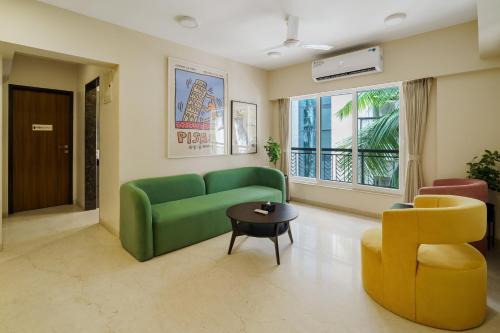 Khar Apartamento | Zen Private 3BHK in Bandra