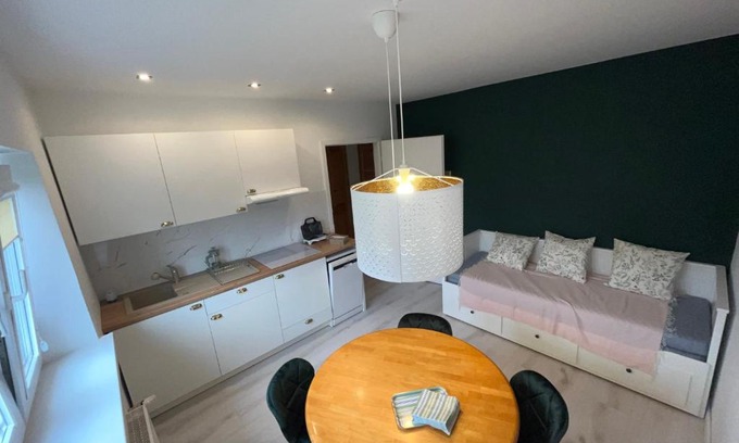 Mieroszow Apartamento | ZEN - przytulne mieszkanie. Mieroszów, Sokołowsko, 2 km do Czech.