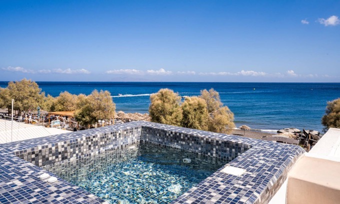 Perissa Hotel | Zen Suites & Spa