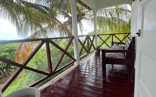 West Coast Casa | Zenbreak The Tree House Apartment