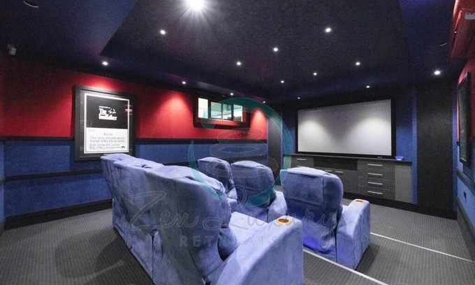 Bayview Apartamento | ZenLux: 4BR Bayview Mansion Infinity Pool + Cinema