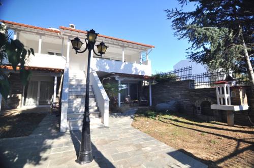 Gerakini Apartamento | Zennova #41 Trikorfo Cottage