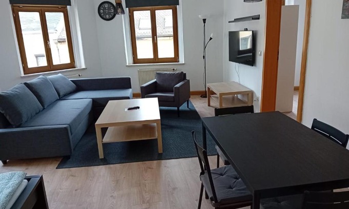 Auerbach Apartamento | Zentral und ruhig in Auerbach