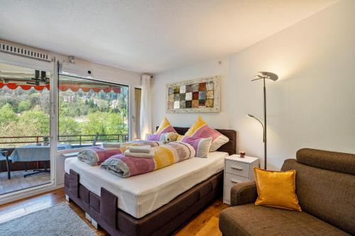 Bad Liebenzell Apartamento | Zentrale Ferienwohnung mit Balkon