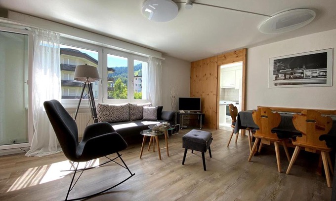 Davos-Dorf Apartamento | zentrale TOP Wohnung Chesa Ravaisch