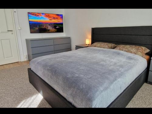 Chemnitz Apartamento | Zentrum Apartment - OLED TV - PS4 - Balkon - Parking