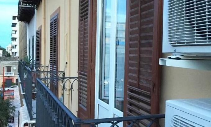 Corso dei Mille - Sant'Erasmo Cama Y Desayuno | Zero room & breakfast