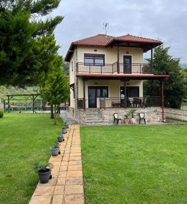 Anatolikos Olimpos Casa | ZEUS Viewpoint Villa: Three floors of beauty